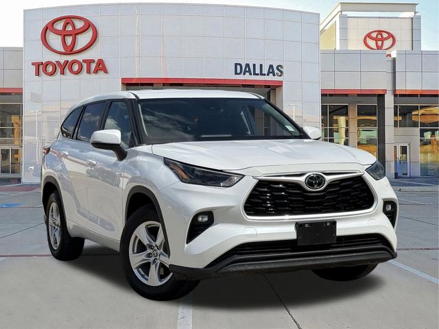2023 Toyota Highlander LE