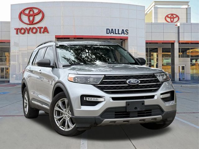 2022 Ford Explorer XLT RWD's photo