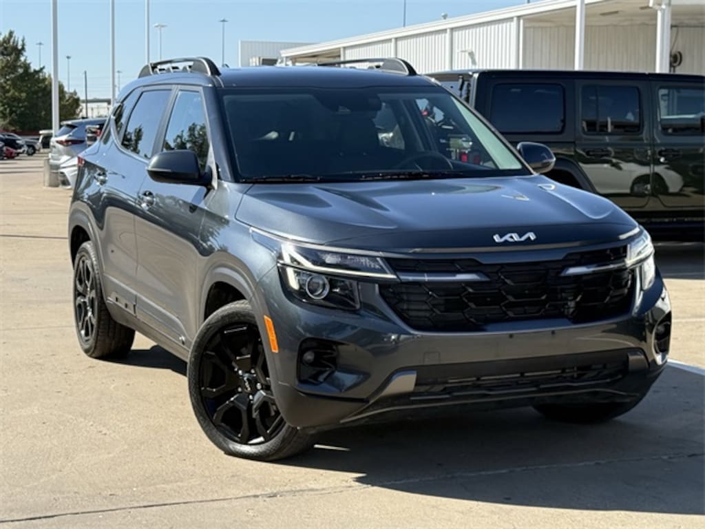 Used 2024 Kia Seltos X-Line SUV