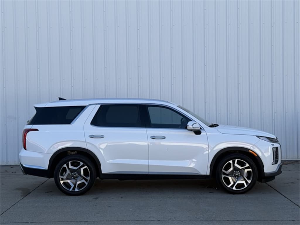 Used 2023 Hyundai Palisade Limited SUV
