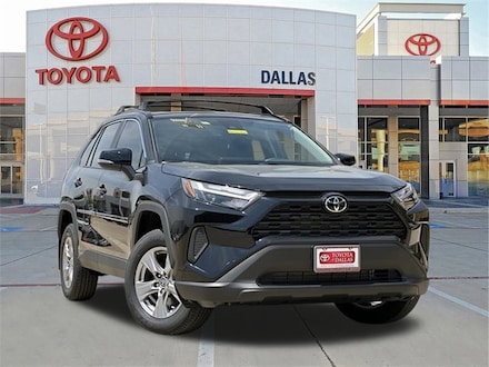 2025 Toyota RAV4 XLE SUV