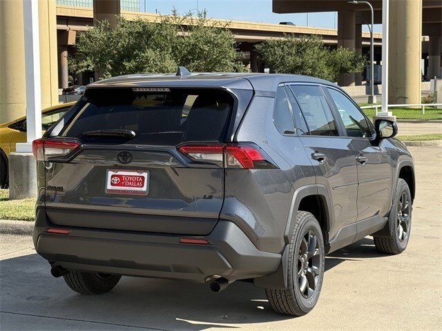 2025 Toyota RAV4 LE photo 3