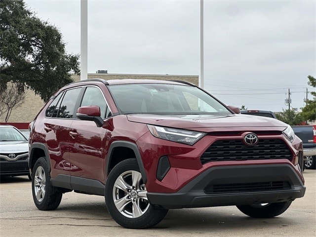 Used 2023 Toyota RAV4 XLE with VIN 2T3W1RFV4PW284964 for sale in Dallas, TX