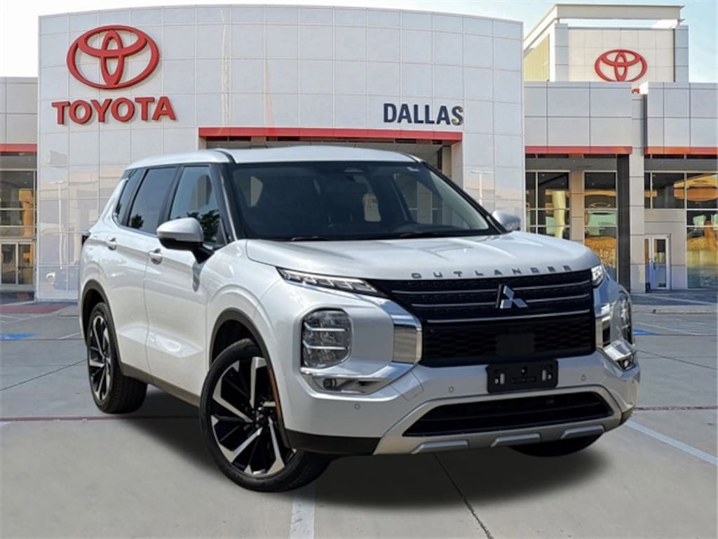 Used 2023 Mitsubishi Outlander SE SUV