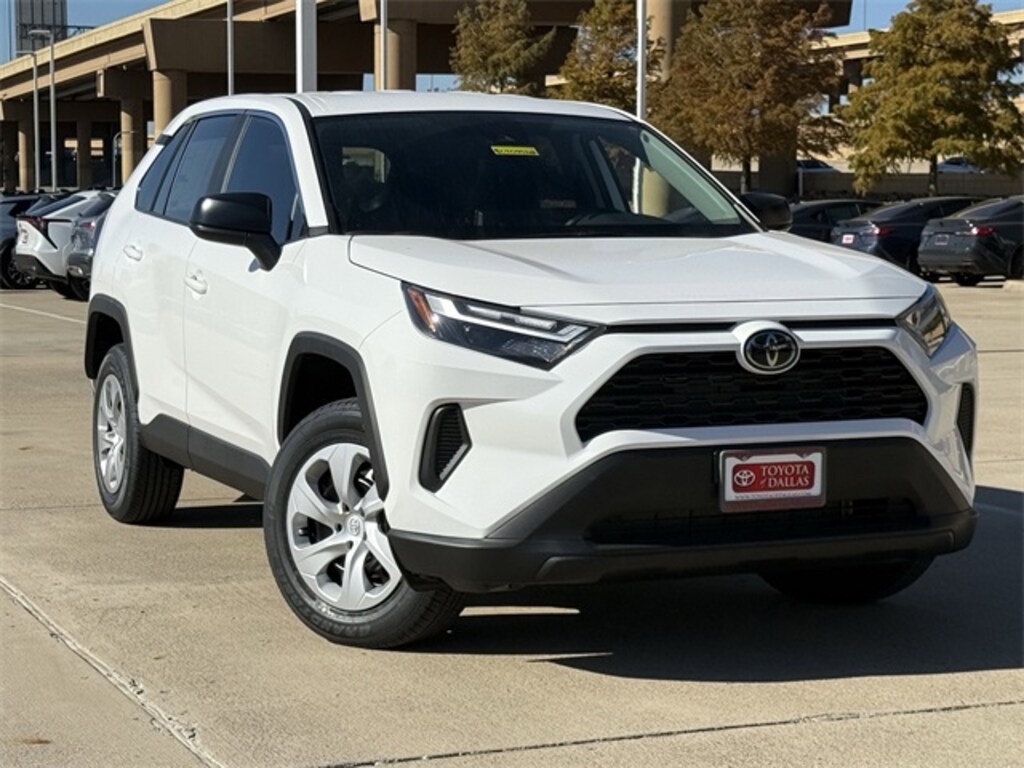 New 2025 Toyota RAV4 LE SUV