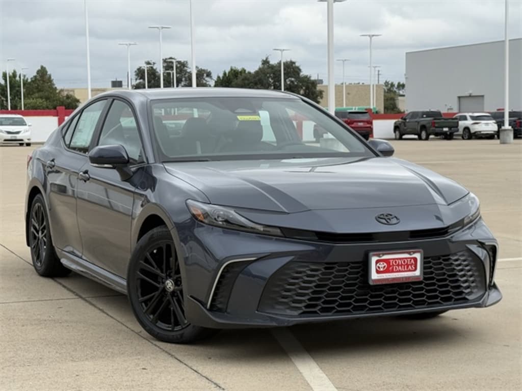New 2026 Toyota Camry SE Sedan