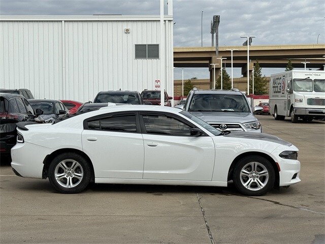 2023 Dodge Charger SXT photo 3
