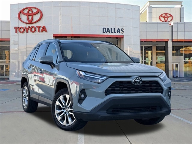 2023 Toyota RAV4 XLE Premium's photo