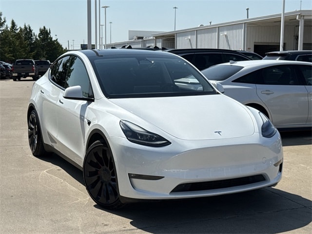 Used 2022 Tesla Model Y Performance with VIN 7SAYGDEF0NF533657 for sale in Northfield, Minnesota