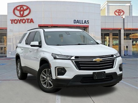2023 Chevrolet Traverse LT Leather SUV