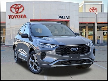 2024 Ford Escape ST-Line SUV
