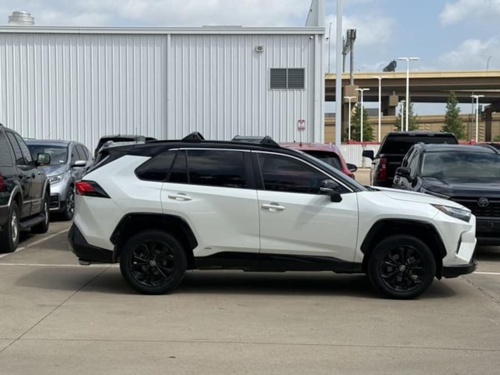 Used 2022 Toyota RAV4 Hybrid XSE SUV
