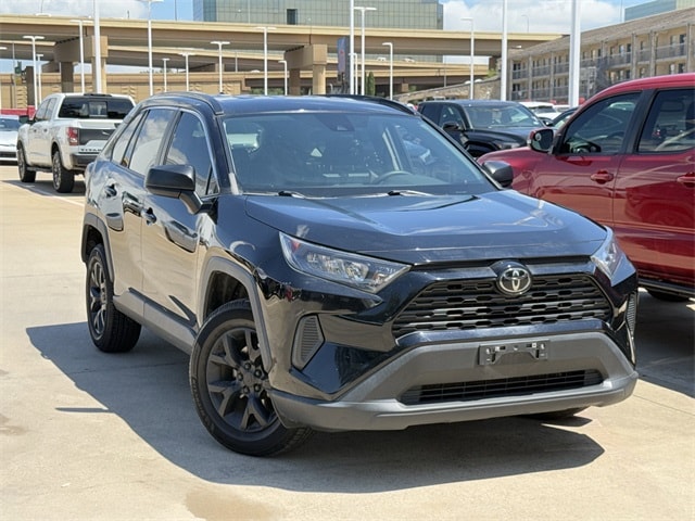 Used 2021 Toyota RAV4 LE with VIN 2T3H1RFV6MC138006 for sale in Irving, TX