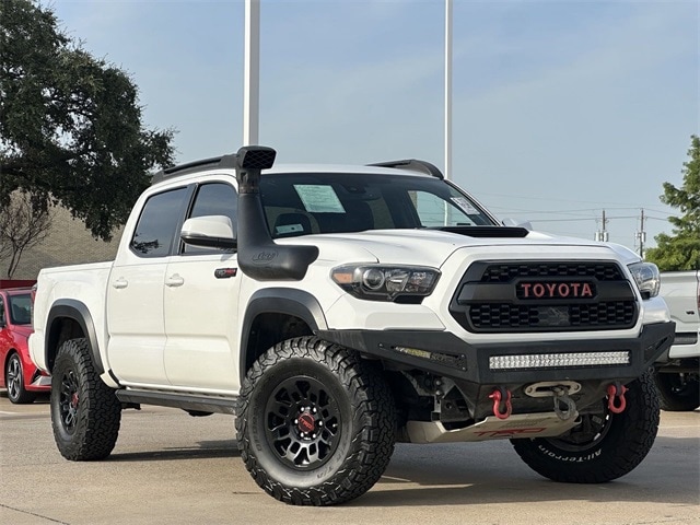 Used 2018 Toyota Tacoma TRD Pro with VIN 5TFCZ5AN9JX165368 for sale in Dallas, TX