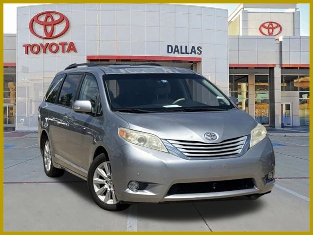 Used 2013 Toyota Sienna XLE Van