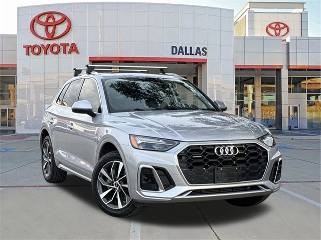 2023 Audi Q5 Premium Plus's photo