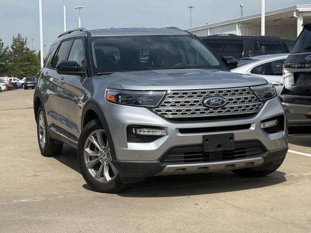 2023 Ford Explorer Limited 4WD's photo