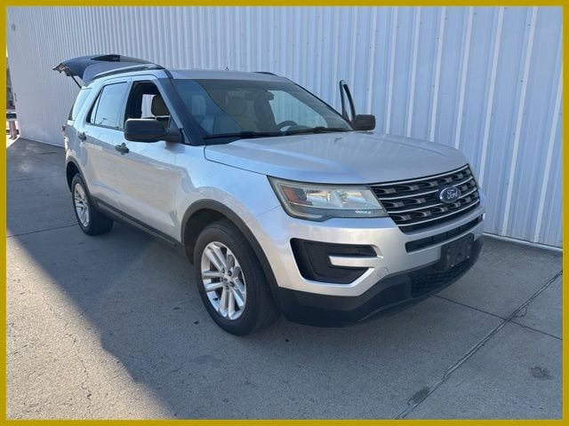 2016 Ford Explorer Base 4WD's photo