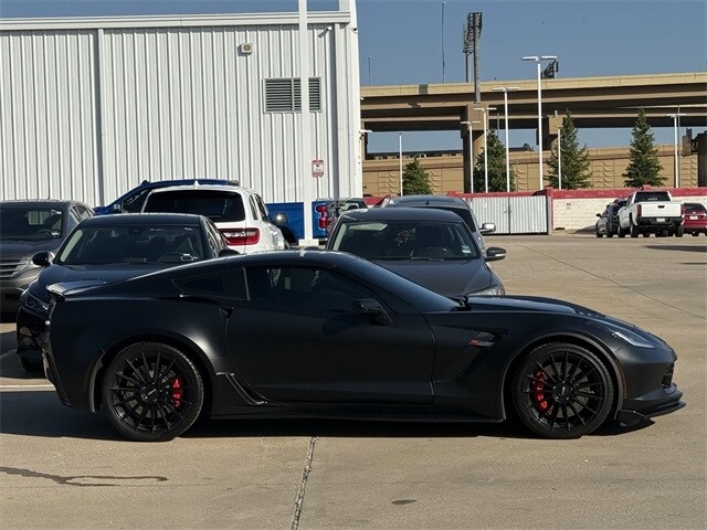 2016 Chevrolet Corvette Z06 2LZ photo 3