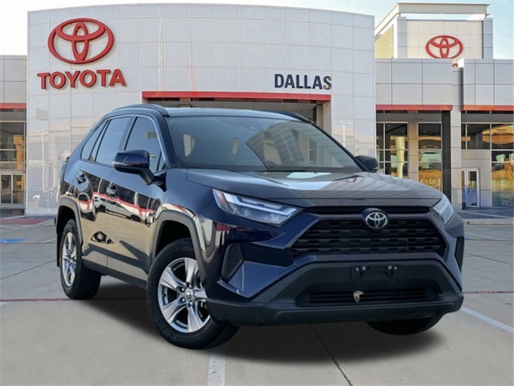 Used 2025 Toyota RAV4 Hybrid XLE SUV