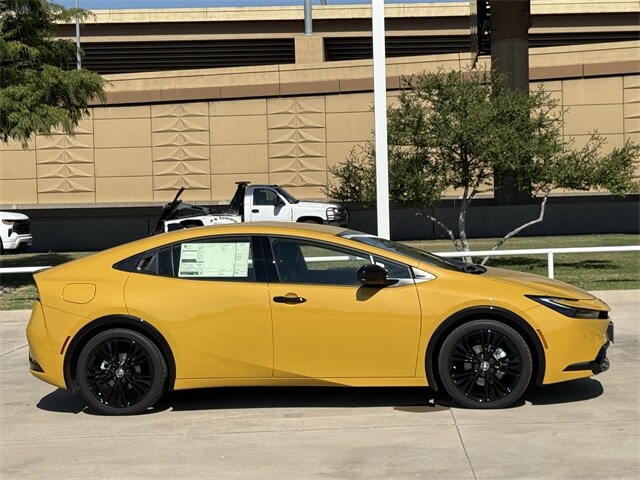 2026 Toyota Prius Plug-in Hybrid Nightshade Edition photo 2