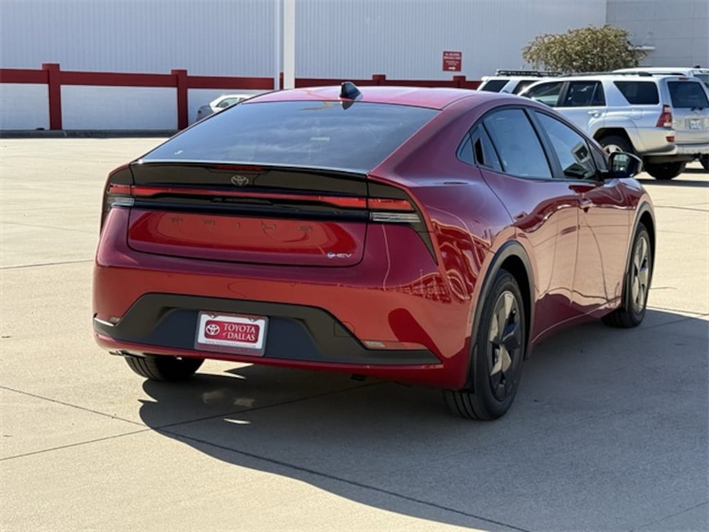 New 2026 Toyota Prius LE Hatchback