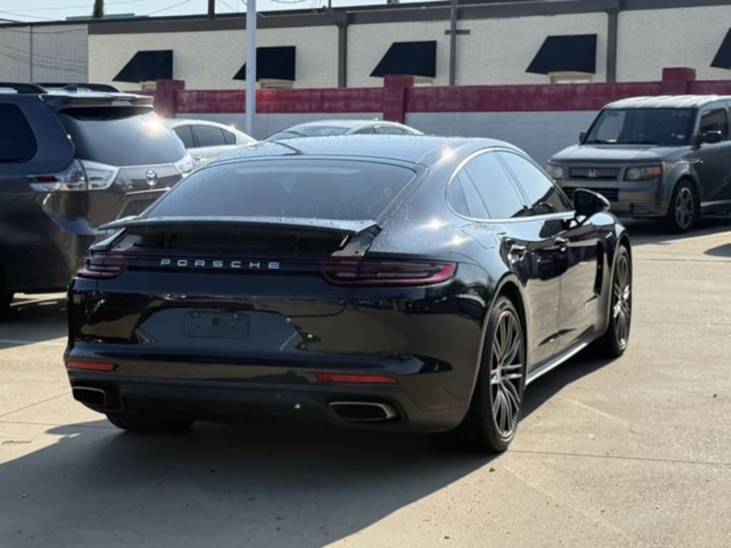 Used 2017 Porsche Panamera 4 Sedan