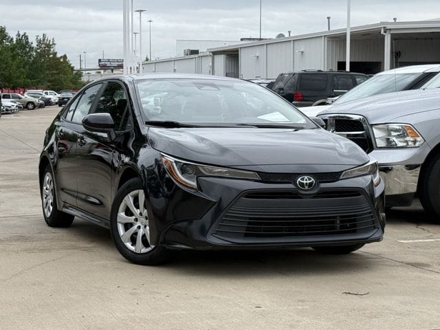 2023 Toyota Corolla LE CVT's photo