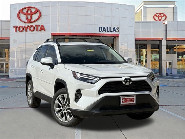2025 Toyota RAV4 XLE Premium's photo