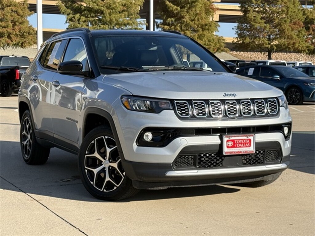 Used 2024 Jeep Compass Limited SUV
