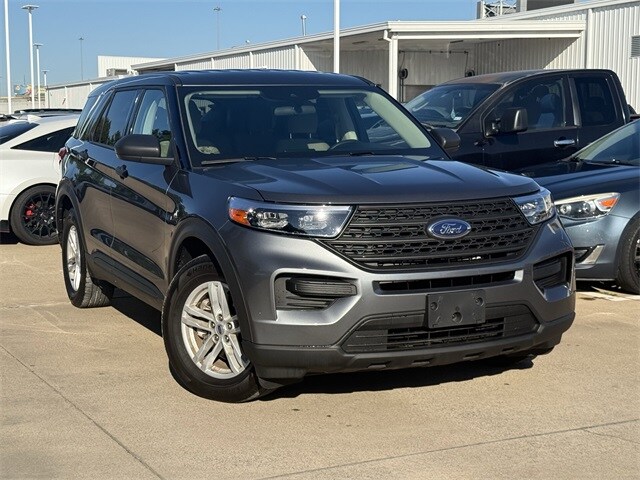 2024 Ford Explorer Base photo 2