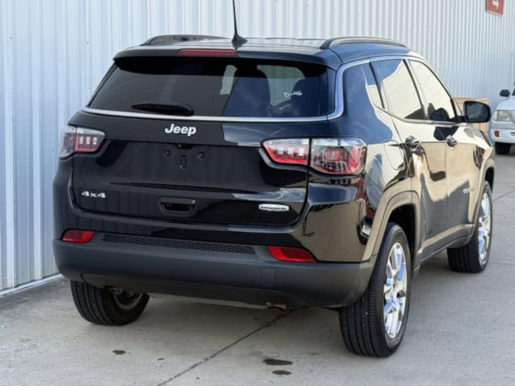 Used 2023 Jeep Compass Latitude Lux SUV