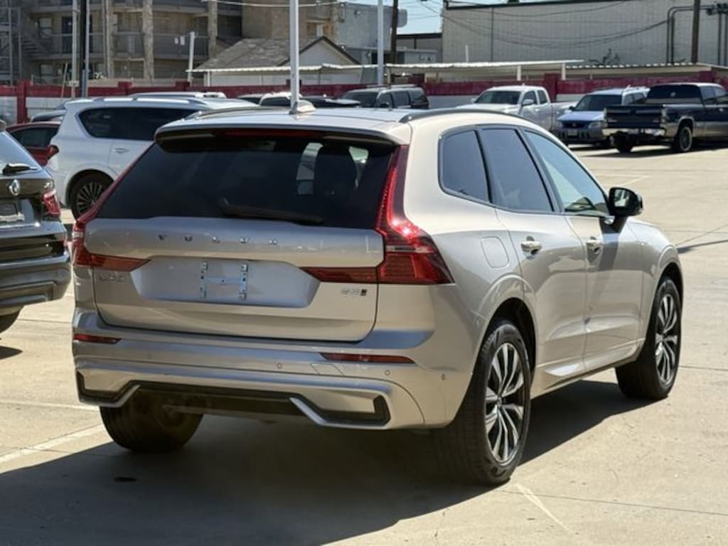 Used 2025 Volvo XC60 B5 Plus SUV