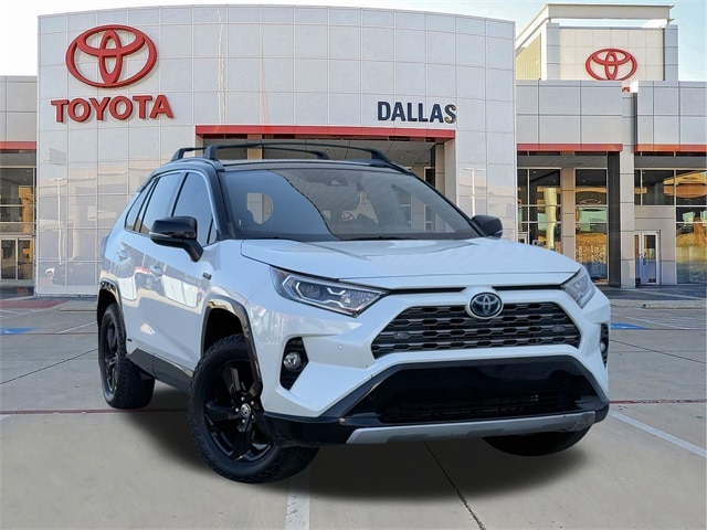2021 Toyota RAV4 XSE's photo