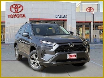2025 Toyota RAV4 XLE SUV