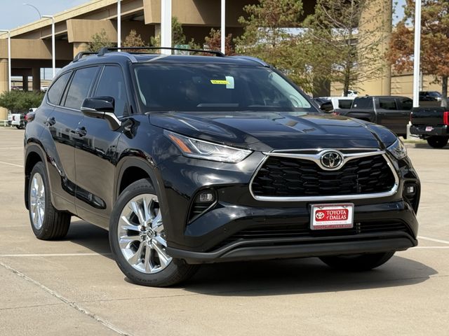 Midnight Black 2026 Toyota Highlander SUV / Crossover All-Wheel Drive 8-Speed Automatic Overdrive