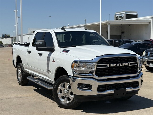 2024 Ram 2500 Big Horn photo 2