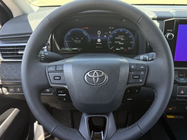 2026 Toyota Camry XLE - Photo 12
