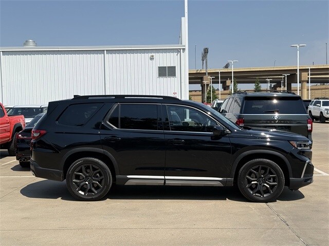 2024 Honda Pilot Elite photo 3