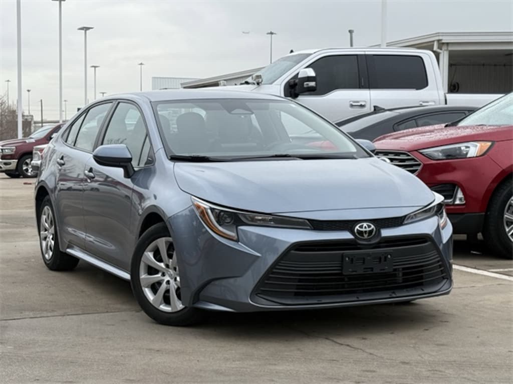Used 2023 Toyota Corolla LE Sedan