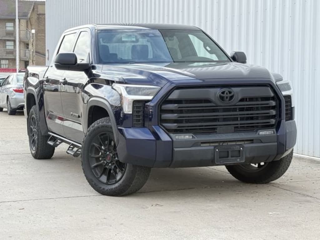 Used 2025 Toyota Tundra SR5 Truck CrewMax