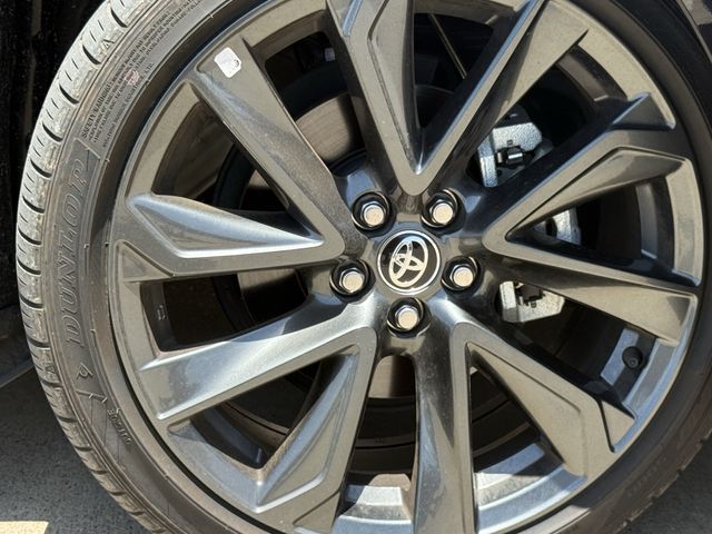 2025 Toyota Corolla SE - Photo 10