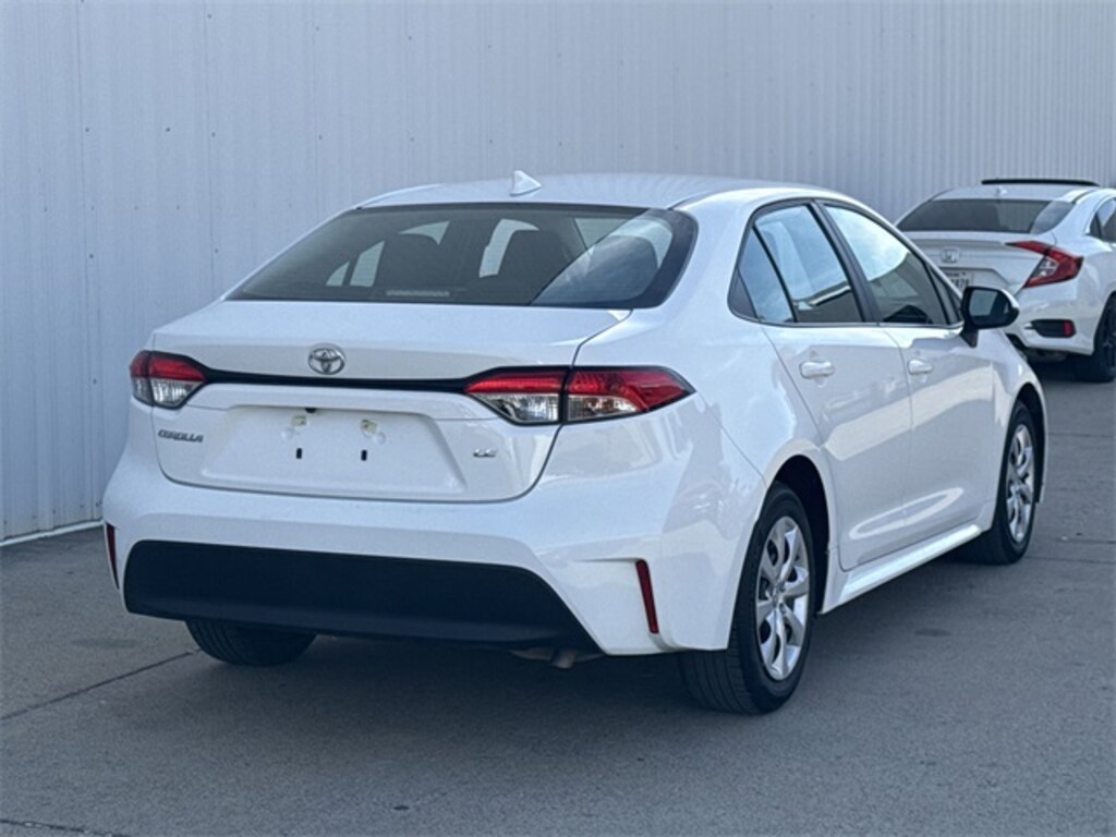 Used 2024 Toyota Corolla LE Sedan