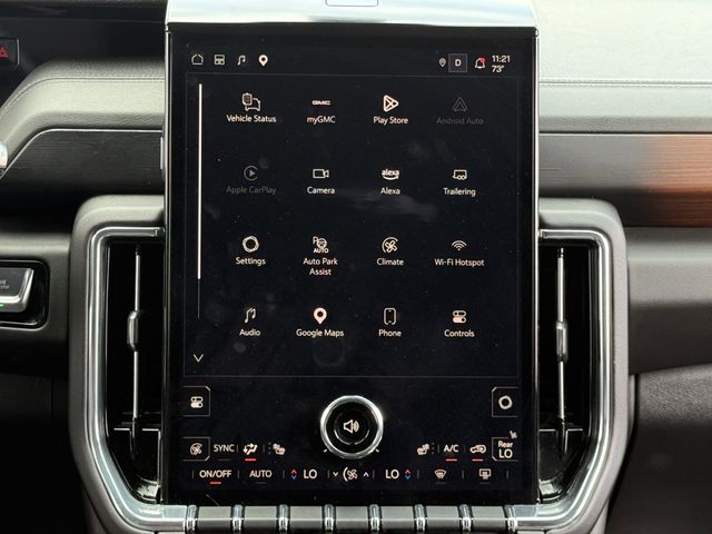 2025 GMC Yukon XL Denali - Photo 18