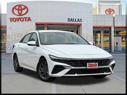 2024 Hyundai Elantra SEL Sedan