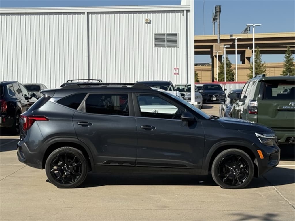 Used 2024 Kia Seltos X-Line SUV