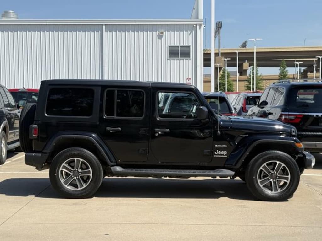 Used 2023 Jeep Wrangler Sahara SUV