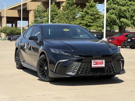 2026 Toyota Camry SE Sedan