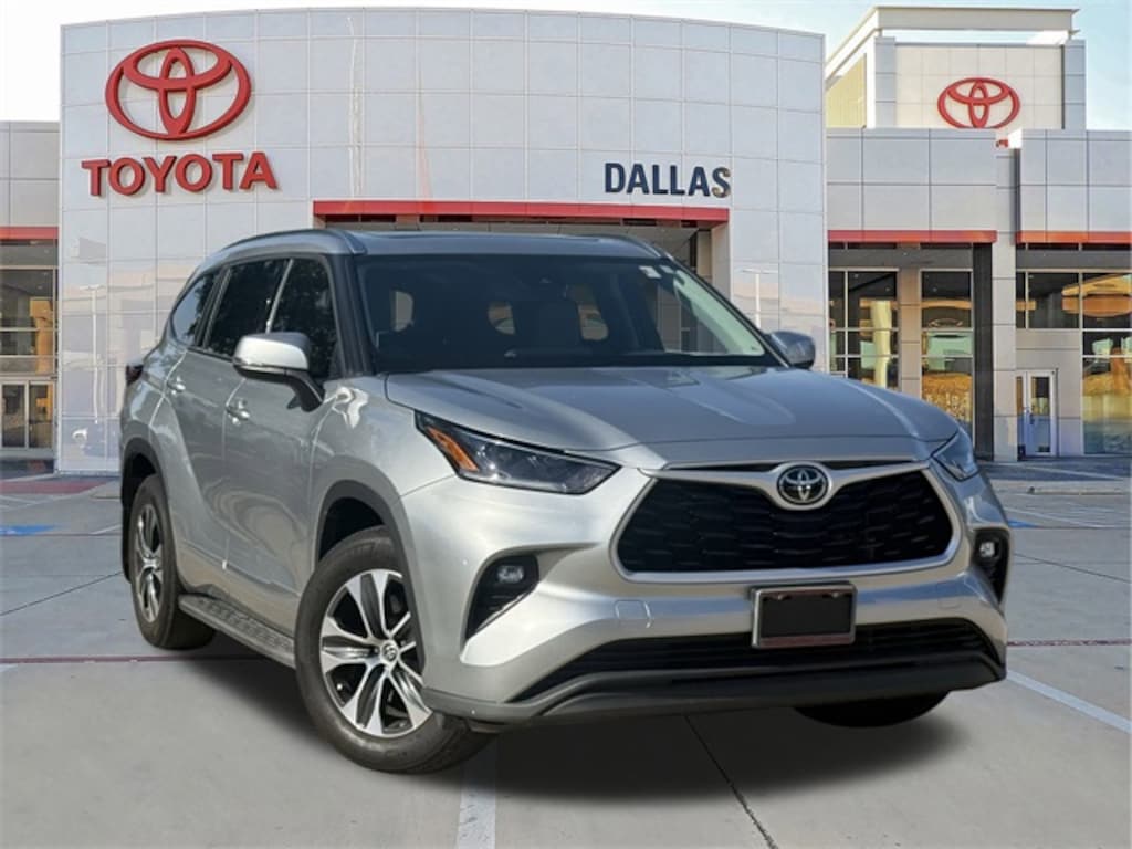 Used 2021 Toyota Highlander XLE SUV