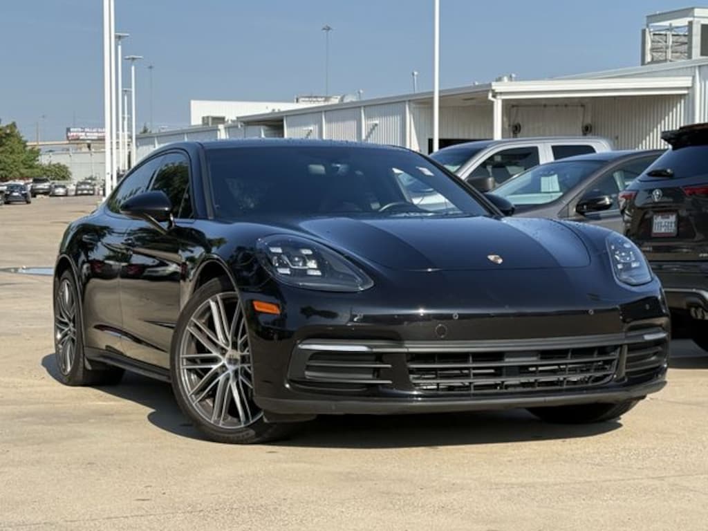 Used 2017 Porsche Panamera 4 Sedan